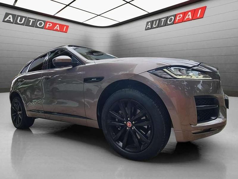 Usado Jaguar F-Pace R-Sport 300 CV (220 kW) 2017 Blanco SUV