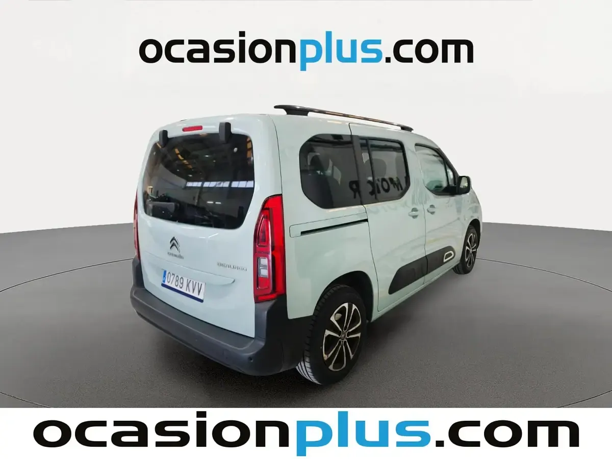 Usado Citroën Berlingo Shine 130 CV (95 kW) 2019 Verde Monovolumen
