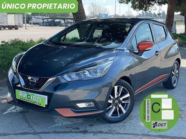 Usado Nissan Micra S 90 CV (66 kW) 2018 Gris / plata Utilitario