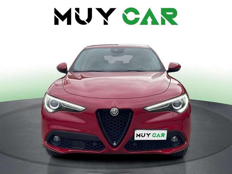 Usado Alfa Romeo Stelvio Executive 190 CV (139 kW) 2019 Rojo SUV