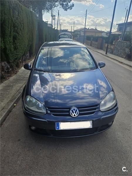 Negro Usado 2004 VW Golf IV Highline Berlina | 2500 € (Super precio) - Imagen 1/4