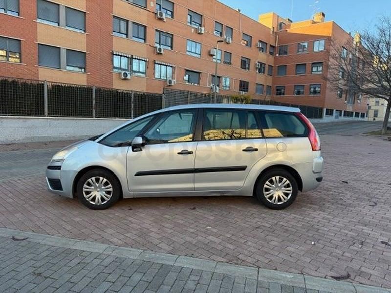 Usado Citroën Grand C4 Picasso First 112 CV (82 kW) 2012 Gris / plata Monovolumen