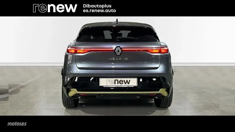 Usado Renault Megane E-Tech Iconic 161 kW (219 CV) 2022 Gris Berlina