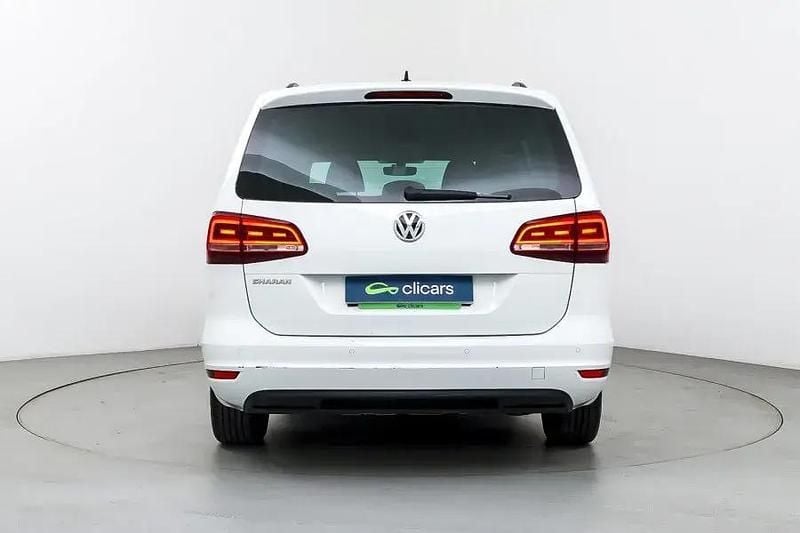 Begagnad VW Sharan Edition 150 HK (110 kW) 2018 Vit Minibuss