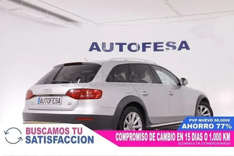 Usado Audi A4 Allroad 240 CV (176 kW) 2011 Gris / plata Familiar