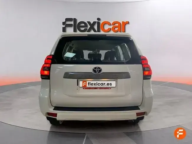 Usado Toyota Land Cruiser 204 CV (150 kW) 2024 Blanco SUV