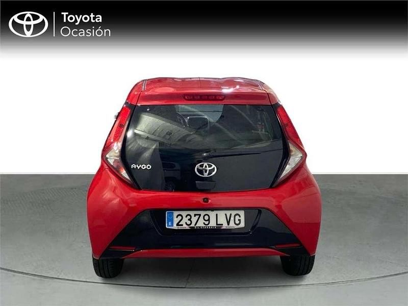 Usado Toyota Aygo X-play 72 CV (52 kW) 2021 Utilitario