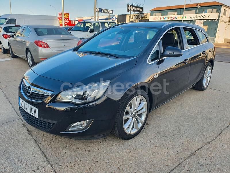 Negro Usado 2011 Opel Astra Cosmo ST Familiar | 7200 € (Un poco caro) - Imagen 1/4