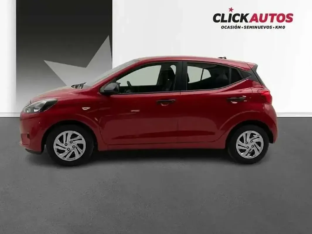 Usado Hyundai i10 67 CV (49 kW) 2026 Rojo Utilitario