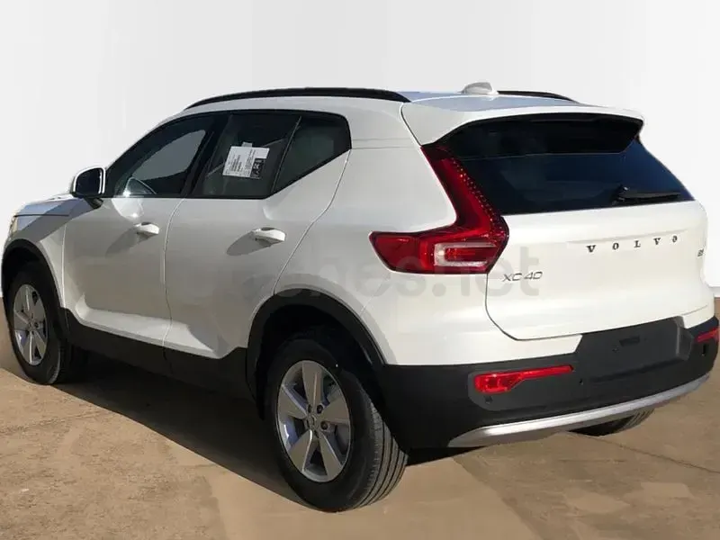 Nuevo Volvo XC40 163 CV (119 kW) 2026 Blanco SUV