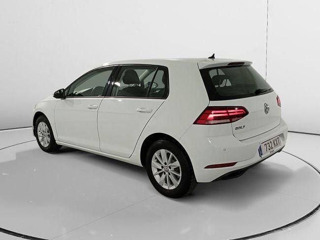 Usado VW Golf VII 115 CV (84 kW) 2019 Blanco Berlina