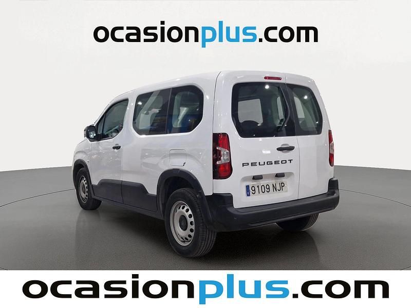 Usado Peugeot Rifter Allure 102 CV (75 kW) 2025 Blanco Monovolumen