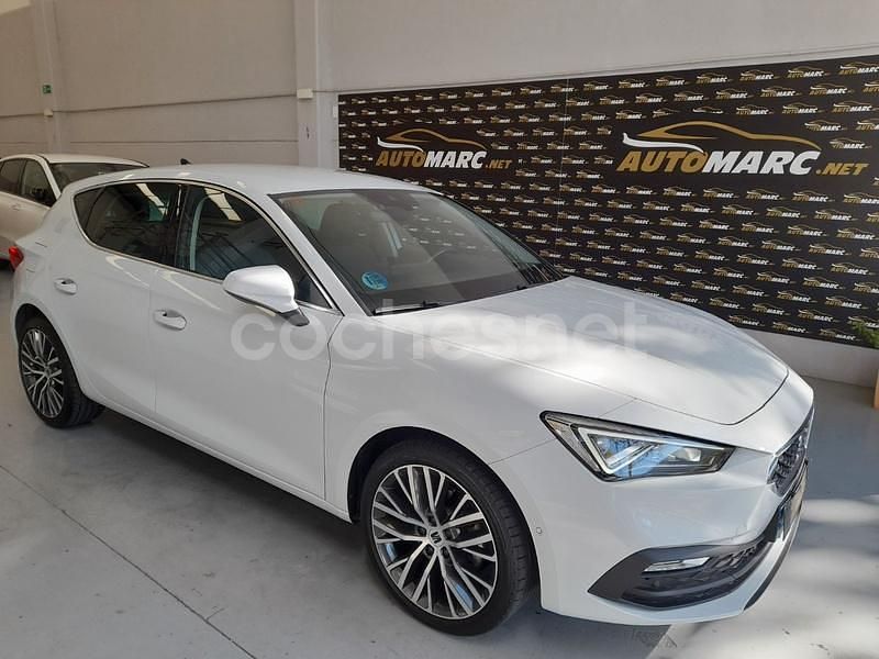 Blanco Usado 2021 Seat Leon XCELLENCE Berlina | 20.990 € (Precio justo) - Imagen 1/4