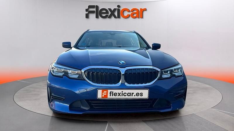 Usado BMW 320e 190 CV (139 kW) 2021 Azul Familiar