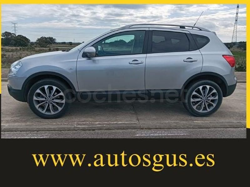 Usado Nissan Qashqai Tekna 150 CV (110 kW) 2009 Gris / plata SUV