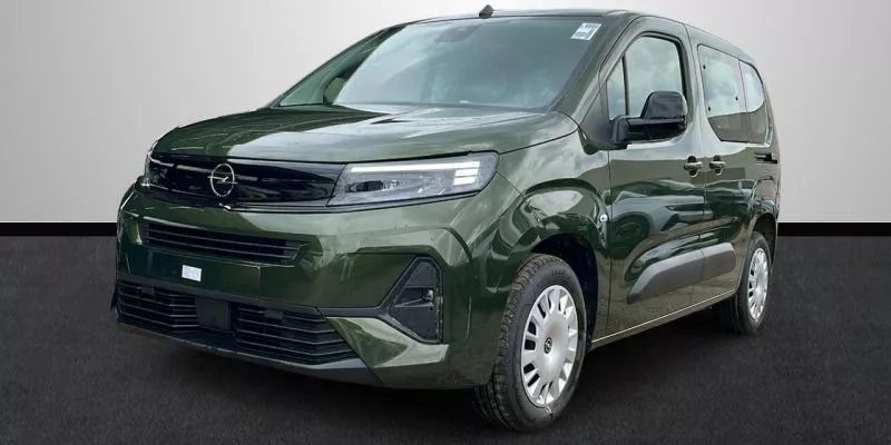 Verde Nuevo 2025 Opel Combo S Monovolumen | 23.900 € (Precio justo) - Imagen 1/4