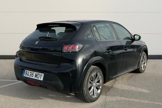 Usado Peugeot e-208 Active 100 kW (136 CV) 2023 Utilitario