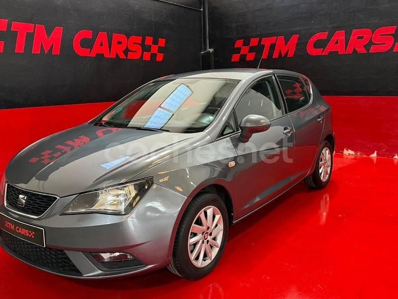 Gris / plata Usado 2014 Seat Ibiza Reference Berlina | 7499 € (Precio justo) - Imagen 1/4