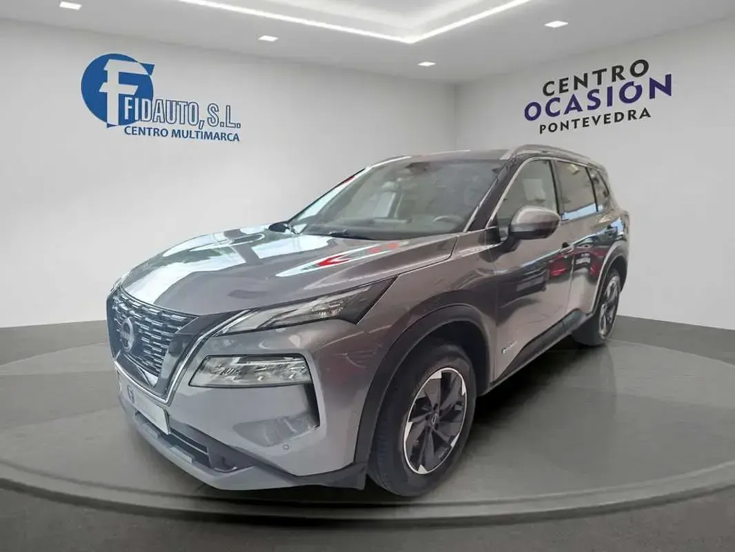 Usado Nissan X-Trail N-Connecta 212 CV (155 kW) 2025 Gris SUV