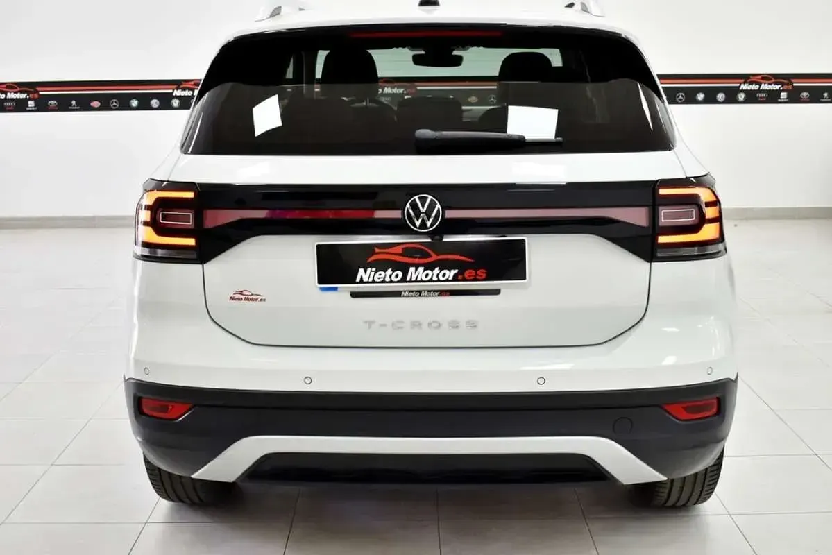 Usado VW T-Cross Sportline 110 CV (80 kW) 2021 Blanco SUV