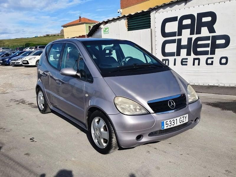 Usado Mercedes A170 Elegance 90 CV (66 kW) 2000 Beige Monovolumen