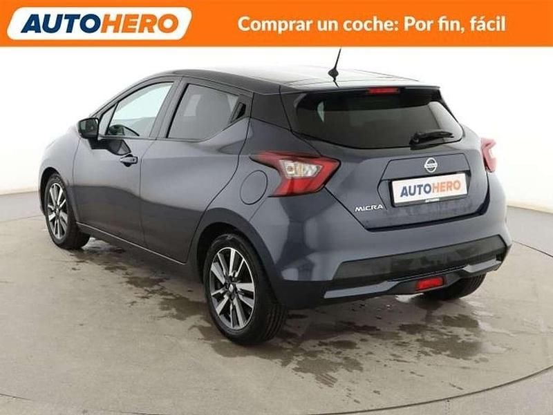 Usado Nissan Micra Tekna 90 CV (66 kW) 2017 Gris Utilitario