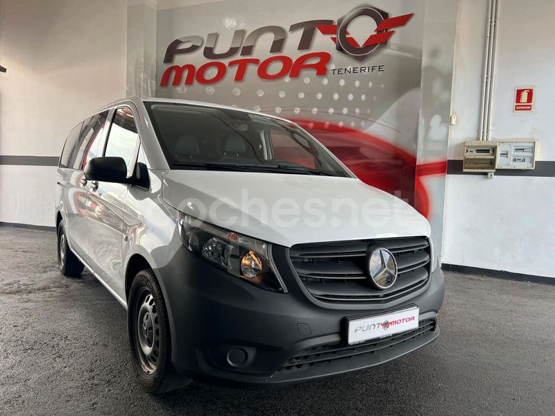 Blanco Usado 2024 Mercedes Vito Monovolumen | 49.990 € (Caro) - Imagen 1/4