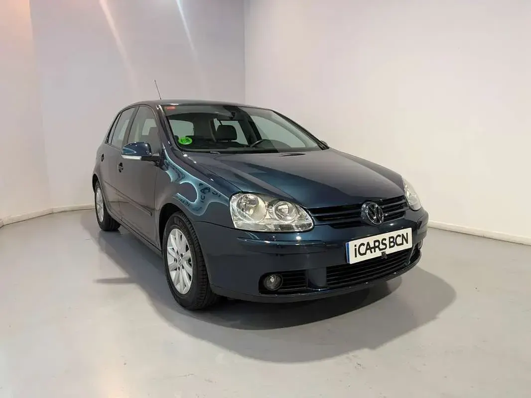 Usado VW Golf V Highline 116 CV (85 kW) 2007 Negro Utilitario