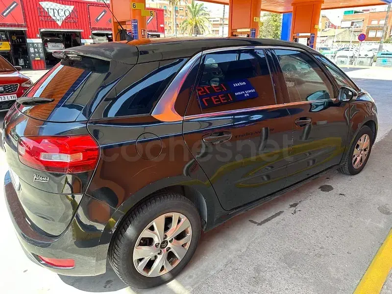 Usado Citroën C4 Picasso Attraction 120 CV (88 kW) 2015 Negro Monovolumen