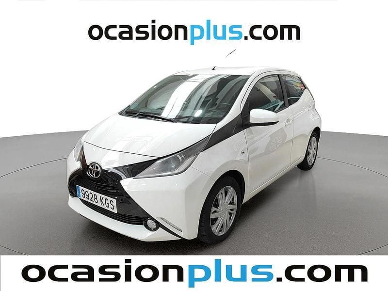 Usado Toyota Aygo X-play 69 CV (50 kW) 2018 Utilitario
