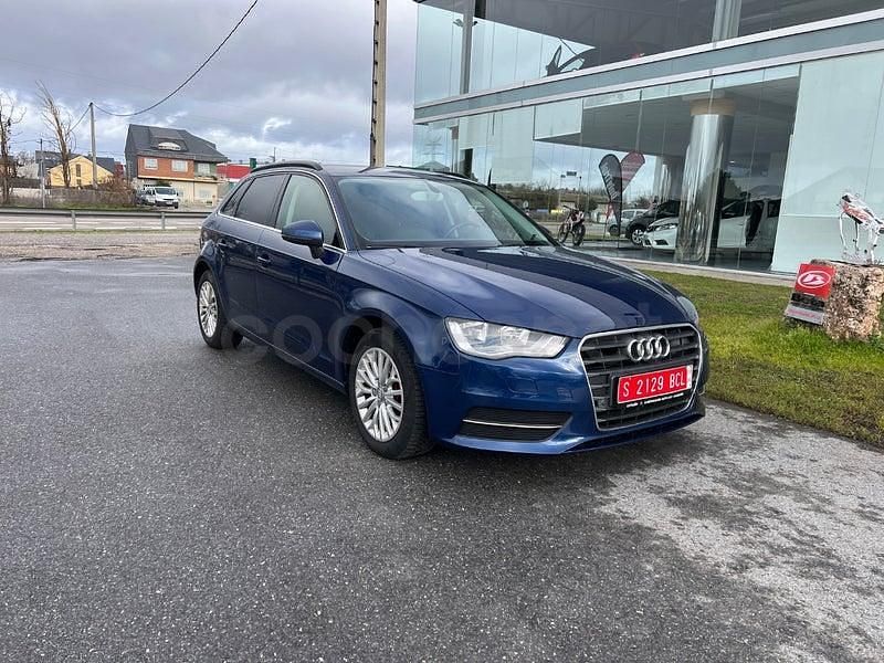Usado Audi A3 S-Line 110 CV (80 kW) 2014 Azul Berlina