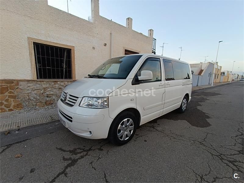 Usado VW Multivan Comfortline 130 CV (95 kW) 2004 Blanco Monovolumen