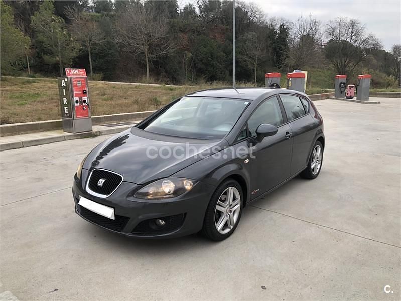 Gris / plata Usado 2011 Seat Leon Copa Berlina | 6350 € (Precio justo) - Imagen 1/4