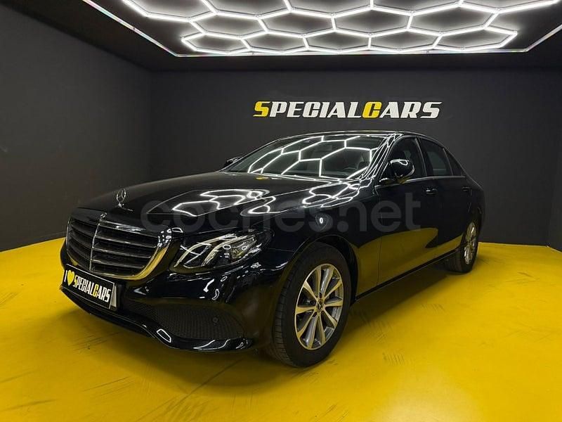Usado Mercedes E220 194 CV (142 kW) 2018 Azul Berlina