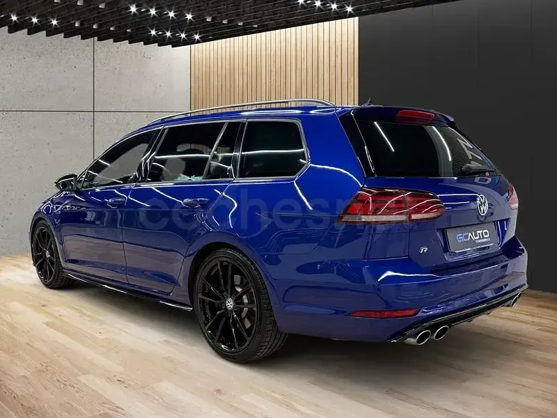 Usado VW Golf VII R 310 CV (228 kW) 2017 Azul Familiar