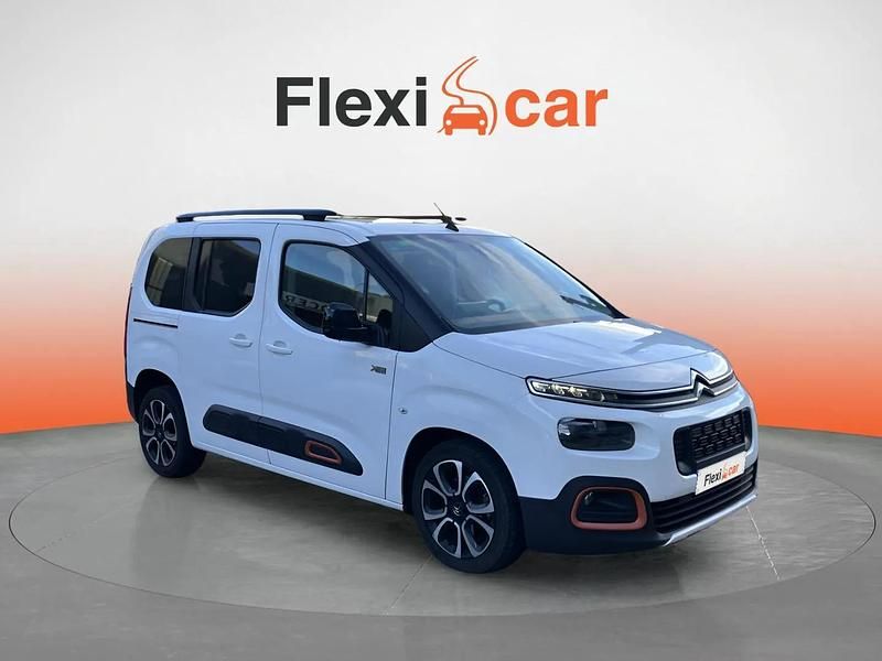 Usado Citroën Berlingo Shine 131 CV (96 kW) 2019 Blanco Monovolumen
