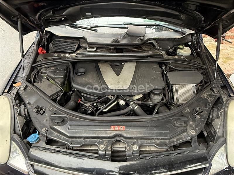 Usado Mercedes R280 190 CV (139 kW) 2009 Azul Familiar