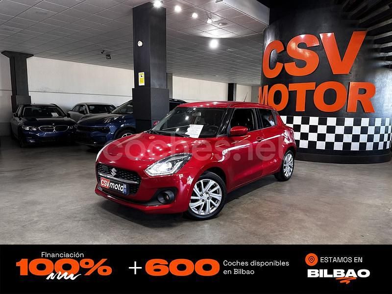 Rojo Usado 2023 Suzuki Swift Berlina | 13.250 € (Precio justo) - Imagen 1/4