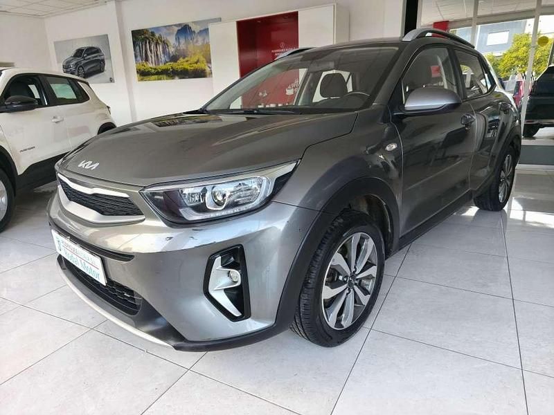 Usado Kia Stonic Plus 84 CV (61 kW) 2023 Gris SUV