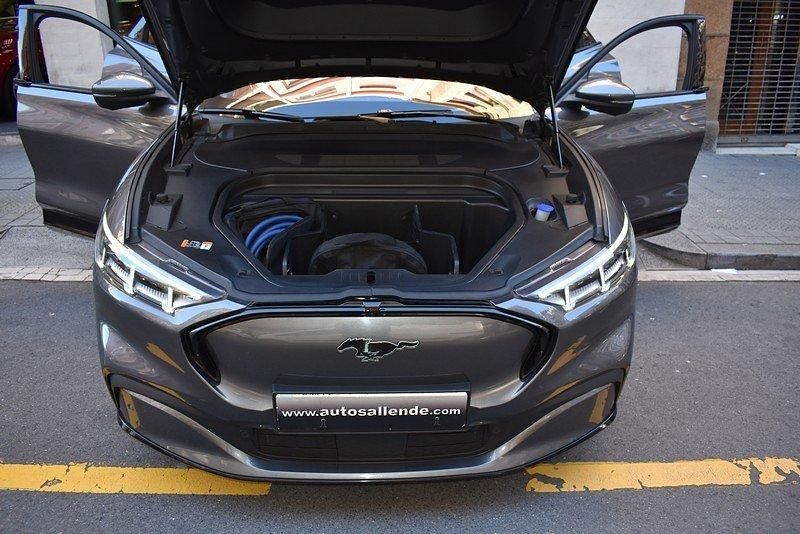 Usado Ford Mustang Mach-E 258 kW (351 CV) 2021 Gris carbono SUV