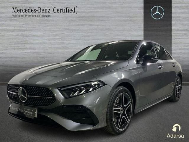 Usado Mercedes A250 218 CV (160 kW) 2024 Gris montaña Berlina