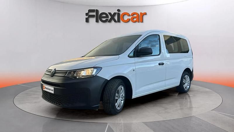 Usado VW Caddy California 102 CV (75 kW) 2024 Blanco Monovolumen