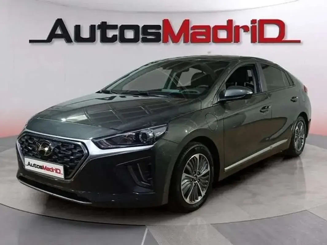 Usado Hyundai Ioniq 141 CV (103 kW) 2022 Gris Utilitario