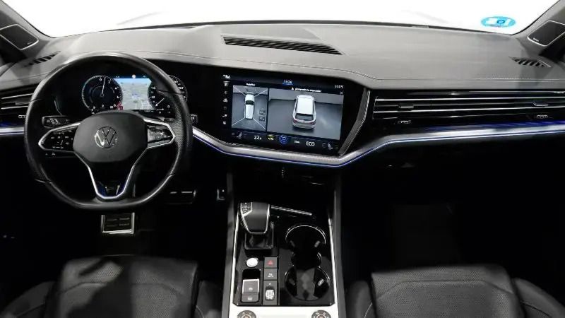 Usado VW Touareg R 460 CV (338 kW) 2021 Gris/plata SUV