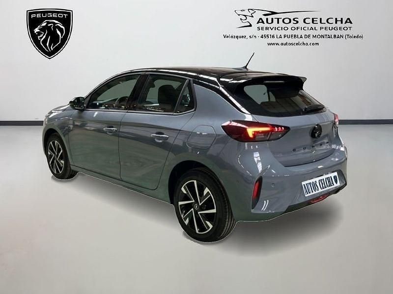 Usado Opel Corsa 100 CV (73 kW) 2025 Gris Utilitario