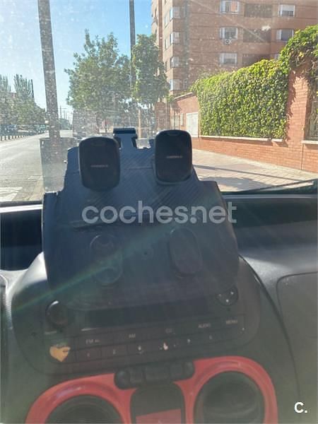 Usado Fiat Fiorino 75 CV (55 kW) 2015 Rojo Monovolumen