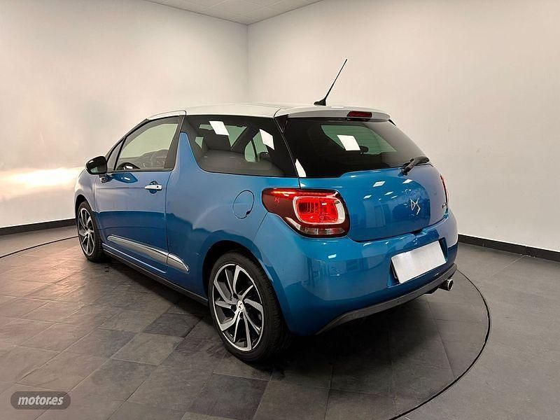 Usado DS Automobiles DS3 Style 100 CV (73 kW) 2016 Azul Berlina
