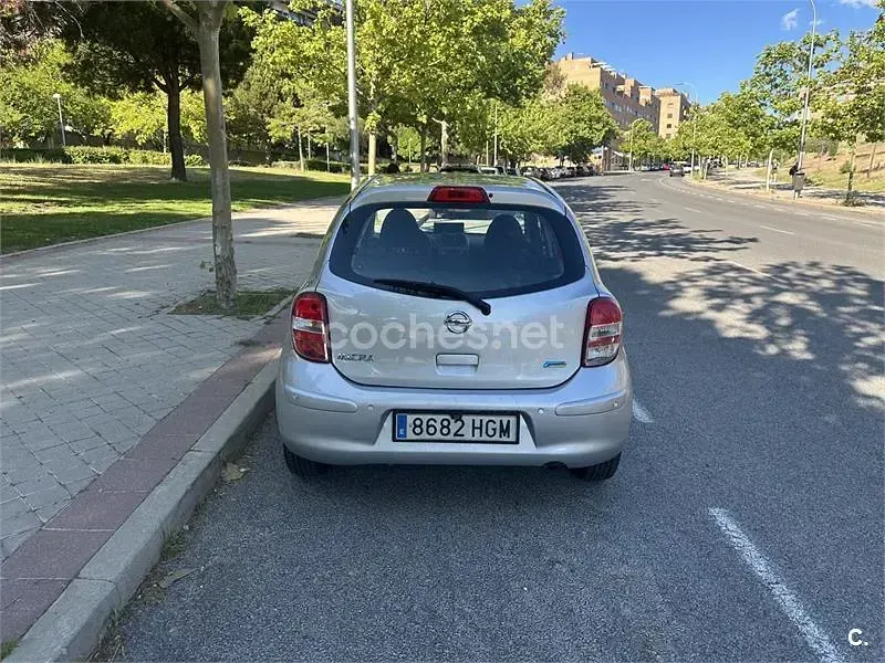 Usado Nissan Micra Acenta 80 CV (58 kW) 2011 Gris / plata Utilitario