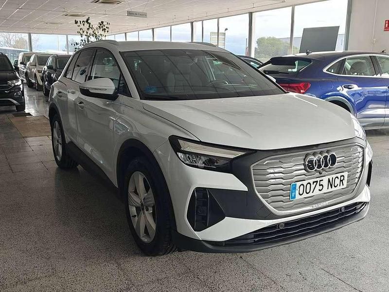 Usado Audi Q4 e-tron Advanced Plus 150 kW (204 CV) 2023 Blanco SUV