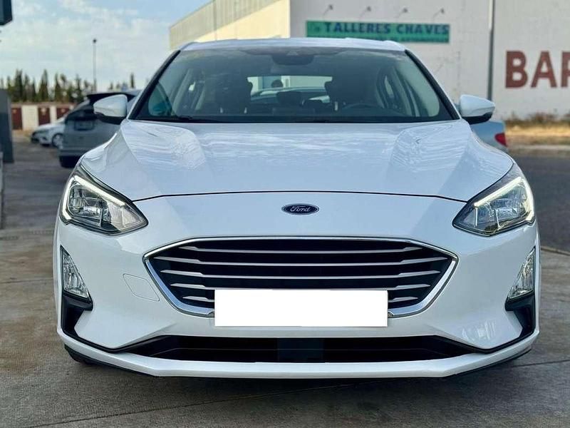 Usado Ford Focus Trend+ 120 CV (88 kW) 2020 Blanco Utilitario